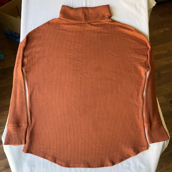 American Eagle Women’s Long sleeve Turtleneck Sweater size M, Solid Brown - Picture 7 of 8